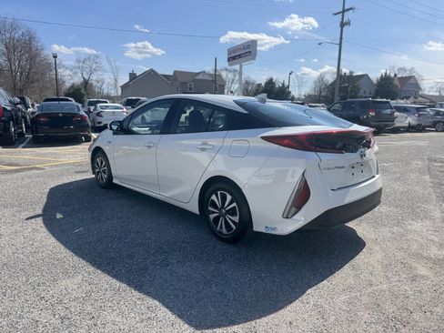 Used 2017 Toyota Prius Prime Plus image 14