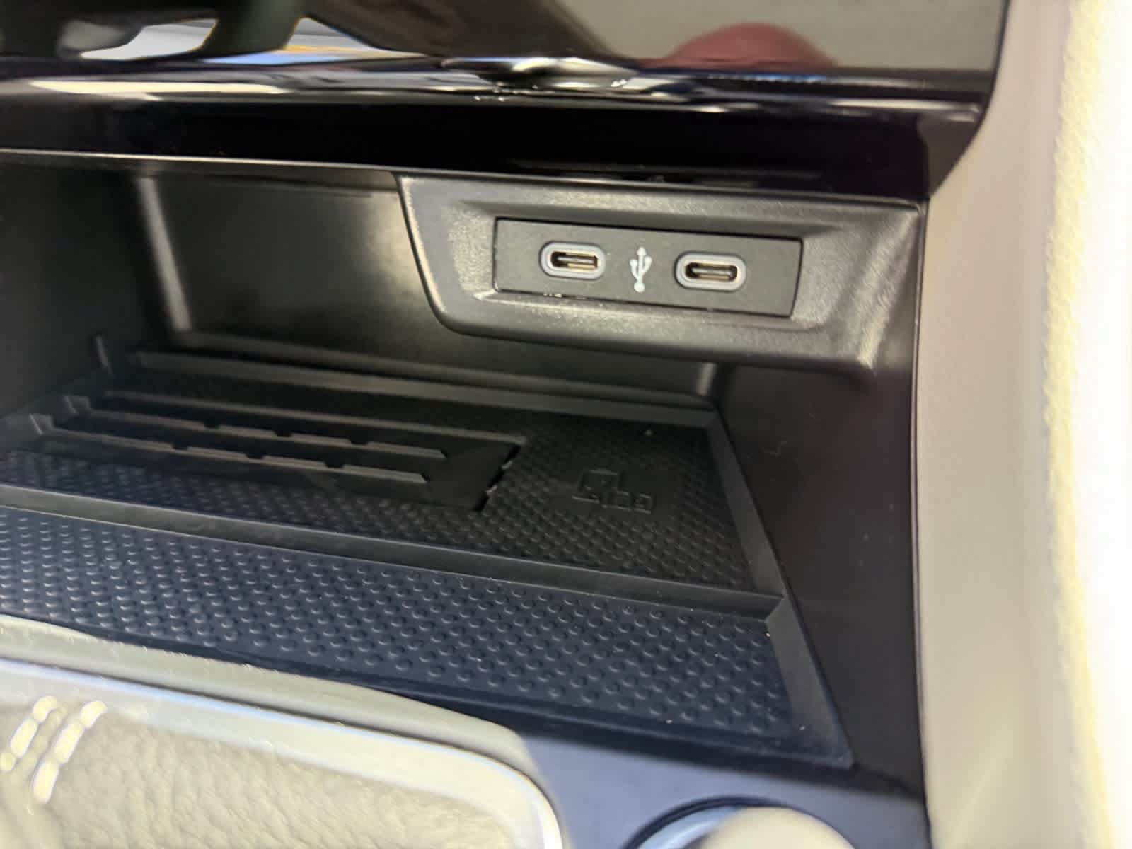 Used 2026 Volkswagen Jetta SE FWD image 19