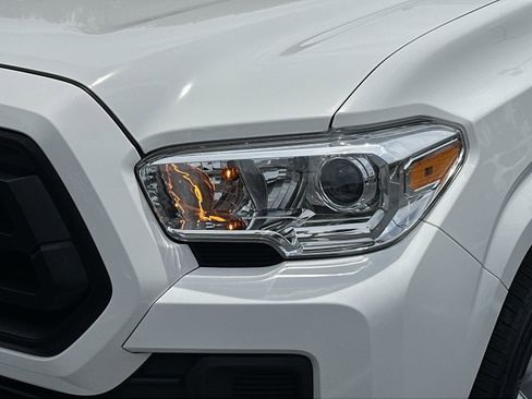 Used 2023 Toyota Tacoma SR AWD/4WD image 11