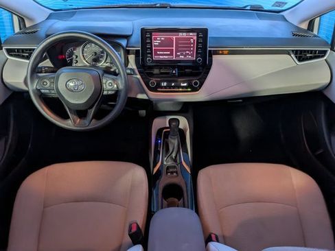 Used 2020 Toyota Corolla LE FWD image 14