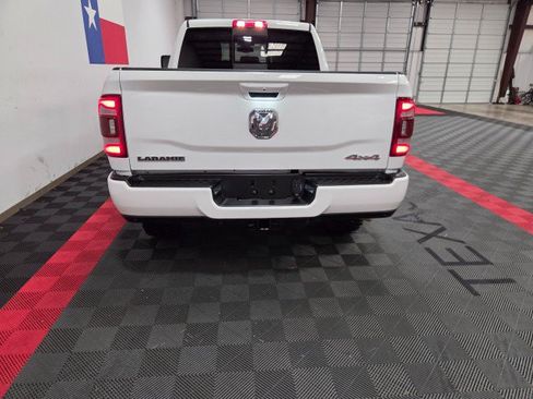 Used 2024 RAM 2500 Laramie AWD/4WD image 27