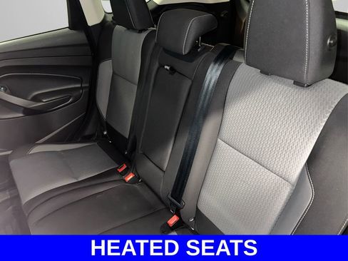 Used 2019 Ford Escape SE image 17