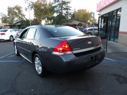 Used 2011 Chevrolet Impala LS image 4