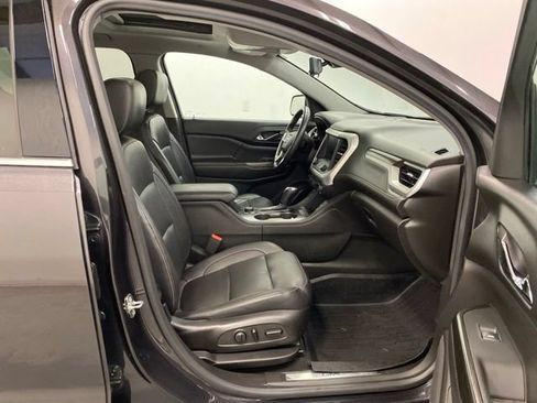 Used 2017 GMC Acadia SLT w/ LPO, Cargo Package AWD/4WD image 23