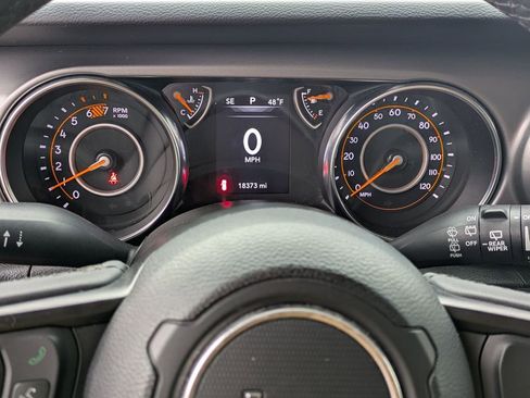 Used 2023 Jeep Wrangler Sport S image 16