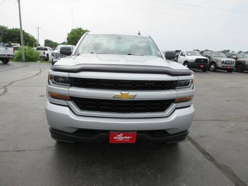 Certified 2019 Chevrolet Silverado 1500 Custom w/ Custom Convenience Package AWD/4WD image 11