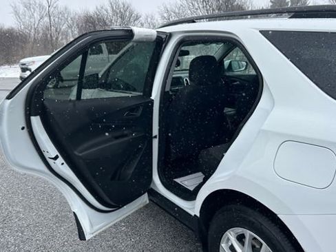 Certified 2023 Chevrolet Equinox LT image 29