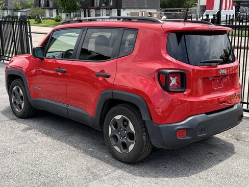 Used 2018 Jeep Renegade Sport w/ Power & Air Group FWD image 4