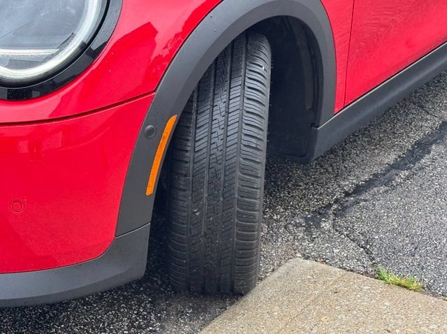 Certified 2026 MINI Cooper 4-Door Hardtop FWD image 13