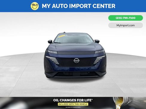 Used 2025 Nissan Murano SV AWD/4WD image 2