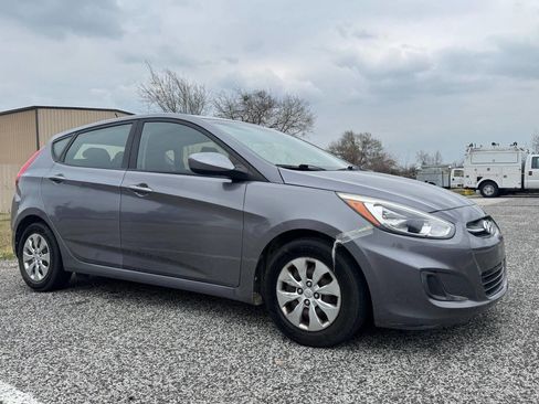 Used 2016 Hyundai Accent SE image 5