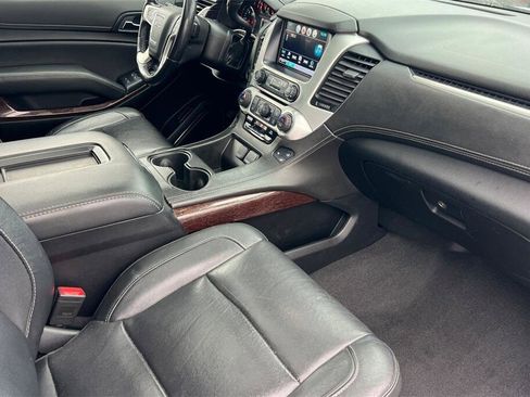 Used 2020 GMC Yukon XL SLT image 17
