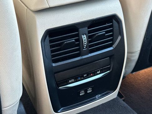 Used 2023 BMW i4 eDrive40 w/ Premium Package image 13