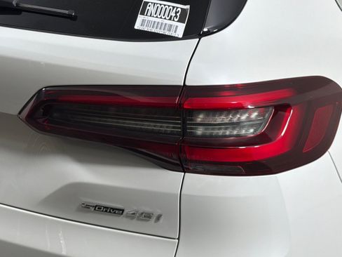 Used 2023 BMW X5 sDrive40i w/ Climate Comfort Package RWD image 26