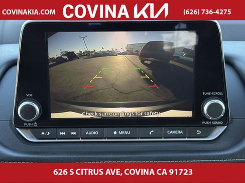 Used 2023 Nissan Rogue SV image 24