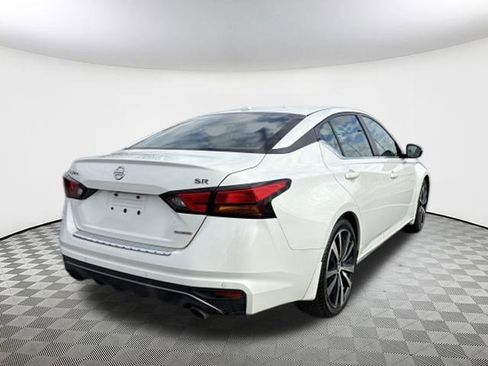 Used 2021 Nissan Altima 2.0 SR image 9