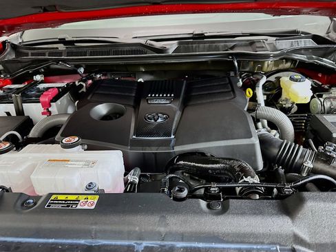 Used 2026 Toyota Tundra Limited image 30