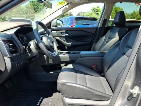 Used 2023 Nissan Rogue SV w/ SV Premium B Package AWD/4WD image 11