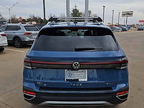 New 2026 Volkswagen Taos SEL image 6