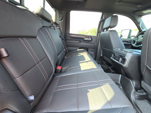 Used 2024 Chevrolet Silverado 3500 High Country w/ High Country Premium Package AWD/4WD image 14