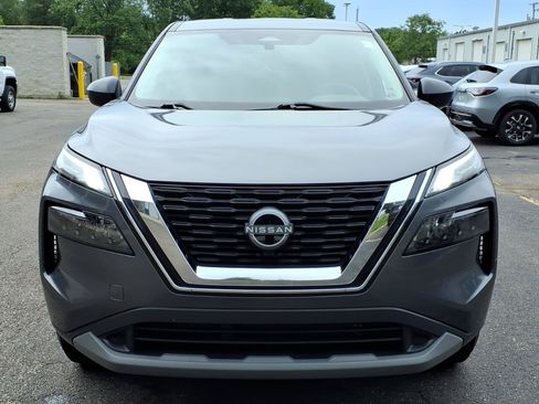 Used 2023 Nissan Rogue S AWD/4WD image 2