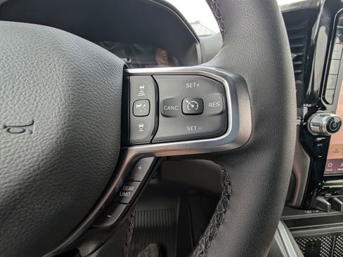 New 2026 RAM 1500 4x4 Crew Cab image 20