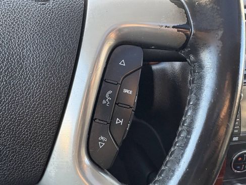 Used 2010 Chevrolet Suburban LTZ AWD/4WD image 34