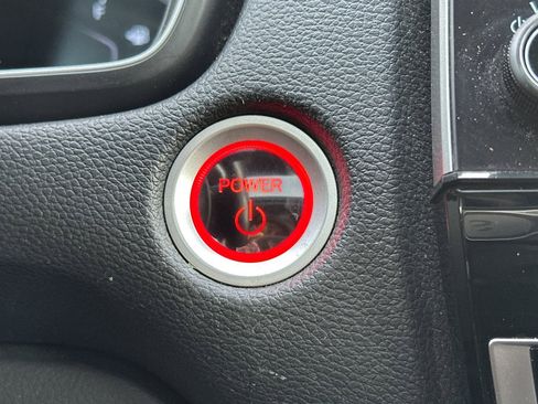 Used 2020 Honda CR-V Touring image 25