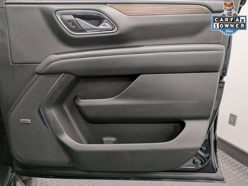 Used 2023 Chevrolet Suburban High Country AWD/4WD image 28