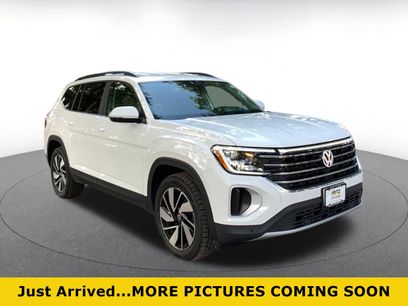 Used 2025 Volkswagen Atlas SE
