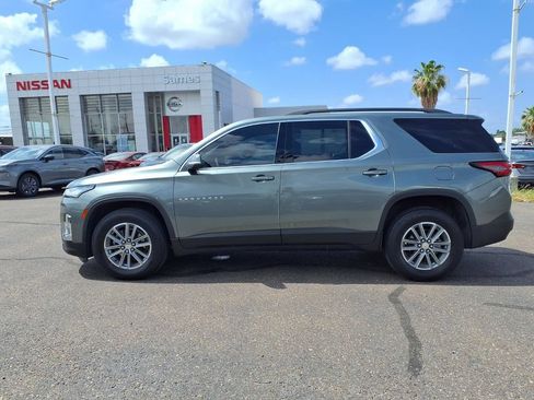 Used 2023 Chevrolet Traverse LT FWD image 5