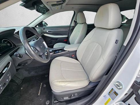 Used 2022 Hyundai Sonata Limited FWD image 15