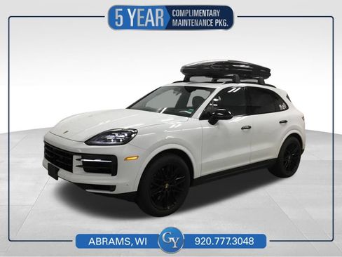 Used 2024 Porsche Cayenne AWD/4WD image 1