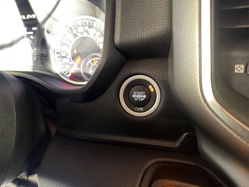 Used 2024 RAM 1500 Big Horn image 29