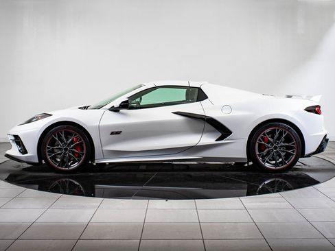 Used 2023 Chevrolet Corvette Stingray Premium Conv w/ Z51 Performance Package image 13