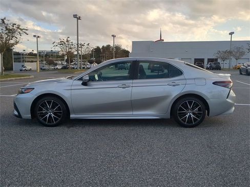 Certified 2024 Toyota Camry SE image 7