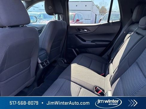 Used 2025 Chevrolet Equinox LT w/ Safety and Technology Package image 19