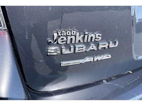 Used 2020 Subaru Crosstrek 2.0i Premium w/ Moonroof Package 1 AWD/4WD image 9