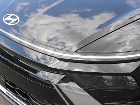 New 2026 Hyundai Sonata SEL AWD/4WD image 10