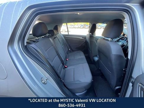 Used 2019 Volkswagen Golf S image 19