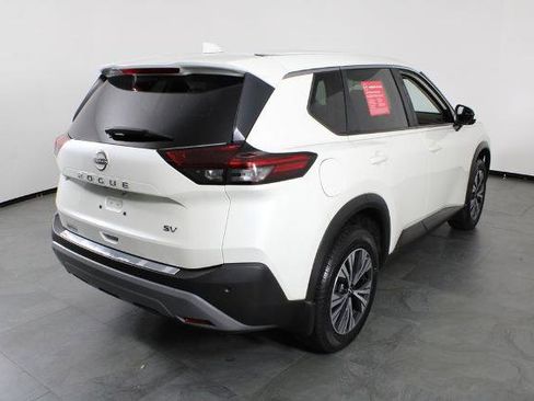 Certified 2023 Nissan Rogue SV image 17