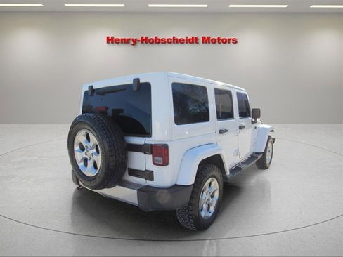 Used 2017 Jeep Wrangler Unlimited Sahara w/ Dual Top Group image 12