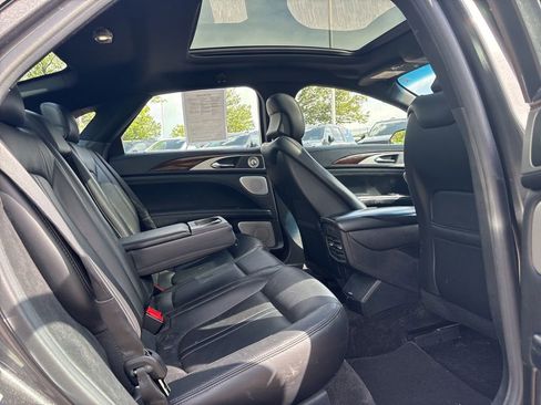 Used 2017 Lincoln MKZ Reserve w/ Luxury Package AWD/4WD image 22