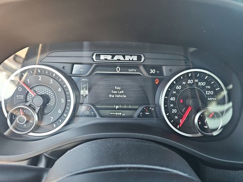 New 2026 RAM 1500 Express image 18