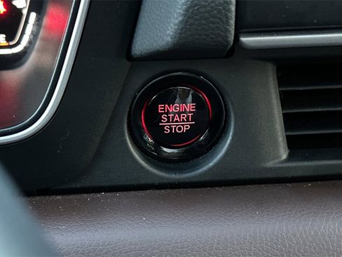 Certified 2024 Honda Pilot Elite image 27