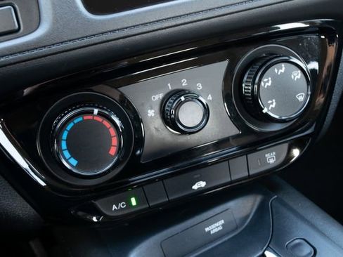 Used 2022 Honda HR-V LX image 28