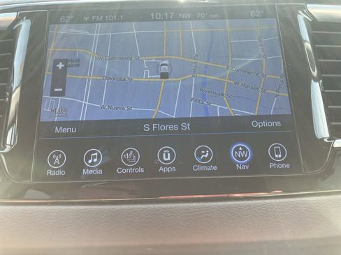 Used 2017 Chrysler Pacifica Touring-L Plus w/ Tire & Wheel Group FWD image 17