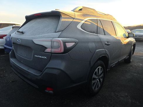 Used 2024 Subaru Outback Premium image 2