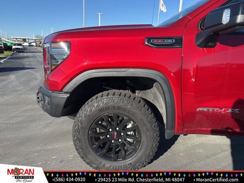 Used 2023 GMC Sierra 1500 AT4X image 9