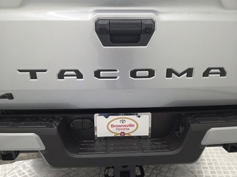 New 2025 Toyota Tacoma SR5 image 27